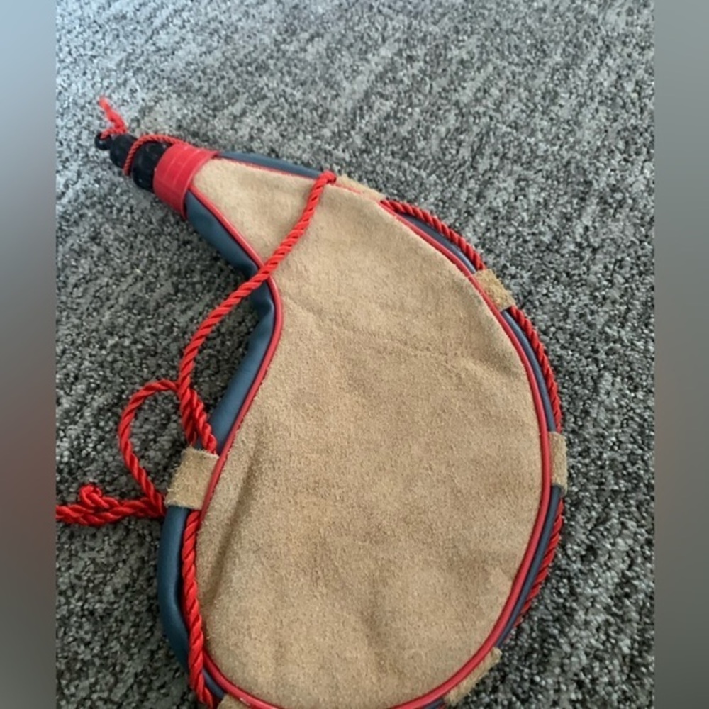 NWOT Leather Wine Bota Large Canteen Flask Pouch Container‎ Bag, 1 1/2 Liter